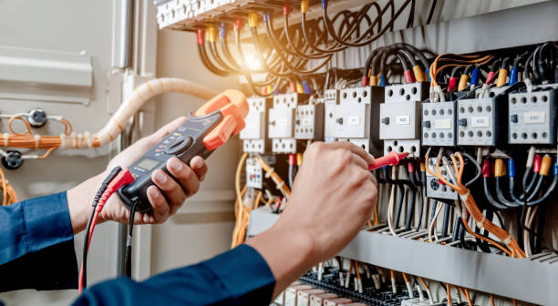 Best Licensed Electrician  in Bethel, WA